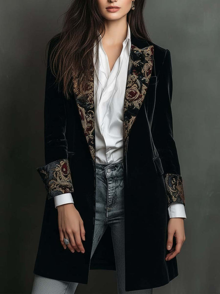 Emanuela | Blazer Nero Sagomato con Dettagli Barocchi